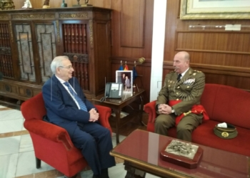 WhatsApp Image 2018 04 26 at 15.10.46 1 El nuevo comandante general de Melilla es recibido por Imbroda