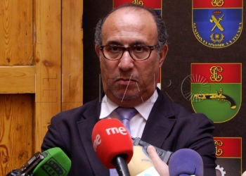 10 1 2 El delegado: “Los que culpan a la frontera de la crisis del comercio se están equivocando”