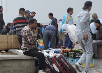10 2 “Tremenda presión” de porteadores en Beni Enzar y cierres en Barrio Chino