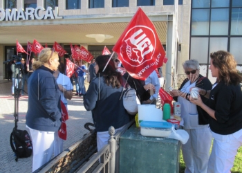 12 1 Las limpiadoras del hospital de Melilla reclaman ceñirse a las tareas que recoge su convenio