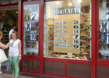 4 1 1 “El conflicto laboral en el comercio está abierto al no negociar un nuevo convenio”