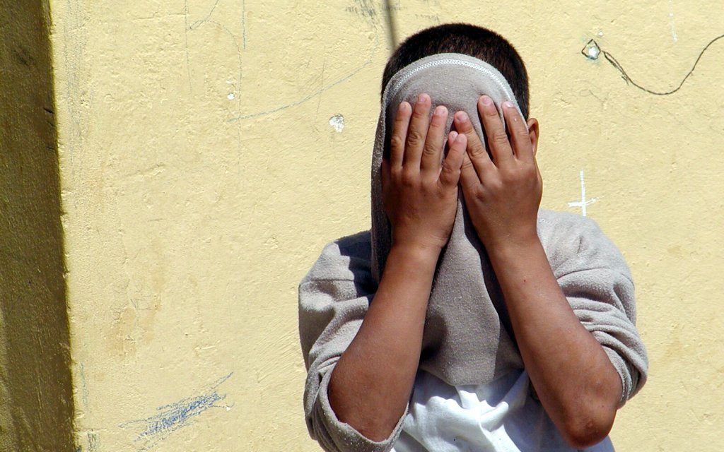 Denuncian desnudos integrales que "se hacen cada día" para determinar si los inmigrantes que llegan a España son menores