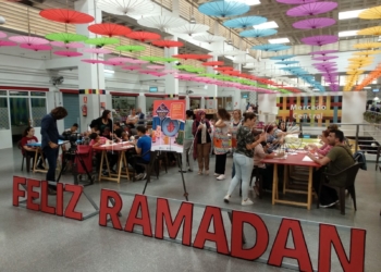 Talleres de pintura y artesanía para celebrar el Ramadán3 Talleres de pintura y artesanía para celebrar el Ramadán