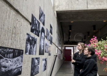 expo Alex Luka, fotoperiodista: “Cuando vi la situación de los niños de la calle se me partió el alma”