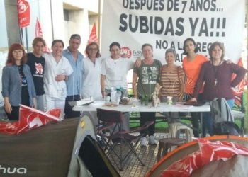 plat 25n limpiadoras foto La Plataforma 25N Melilla apoya a las limpiadoras acampadas en el Comarcal