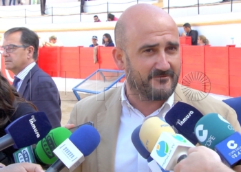 plaza toros perros policia La Ciudad trabaja para convocar 10 ó 12 plazas de policía local