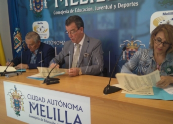 1 3 Educación firma un convenio de 60.000 euros para las colonias urbanas de Cáritas