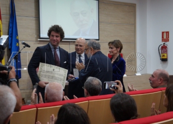 13 1 2 El Colegio de Abogados de Melilla concede su medalla a “un hombre de Estado”