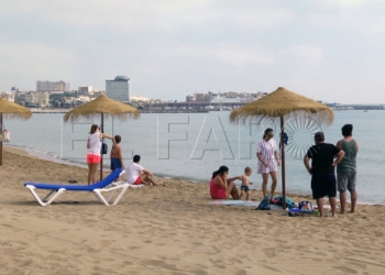 14 1 1 Los melillenses ponen nota a las playas de la ciudad: notable