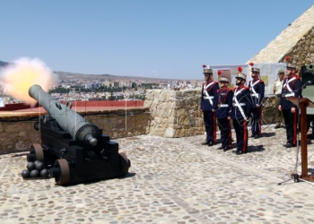 6 4 156 años de la frontera de Melilla