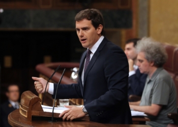 636656932522498007 Albert Rivera: “Debemos ser responsables, no sólo solidarios. Hay un Aquarius diario en Melilla, Ceuta, Canarias…”