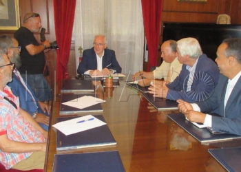 9 1 6 Imbroda, abierto a convocar una comisión para abordar la importación de borregos marroquíes