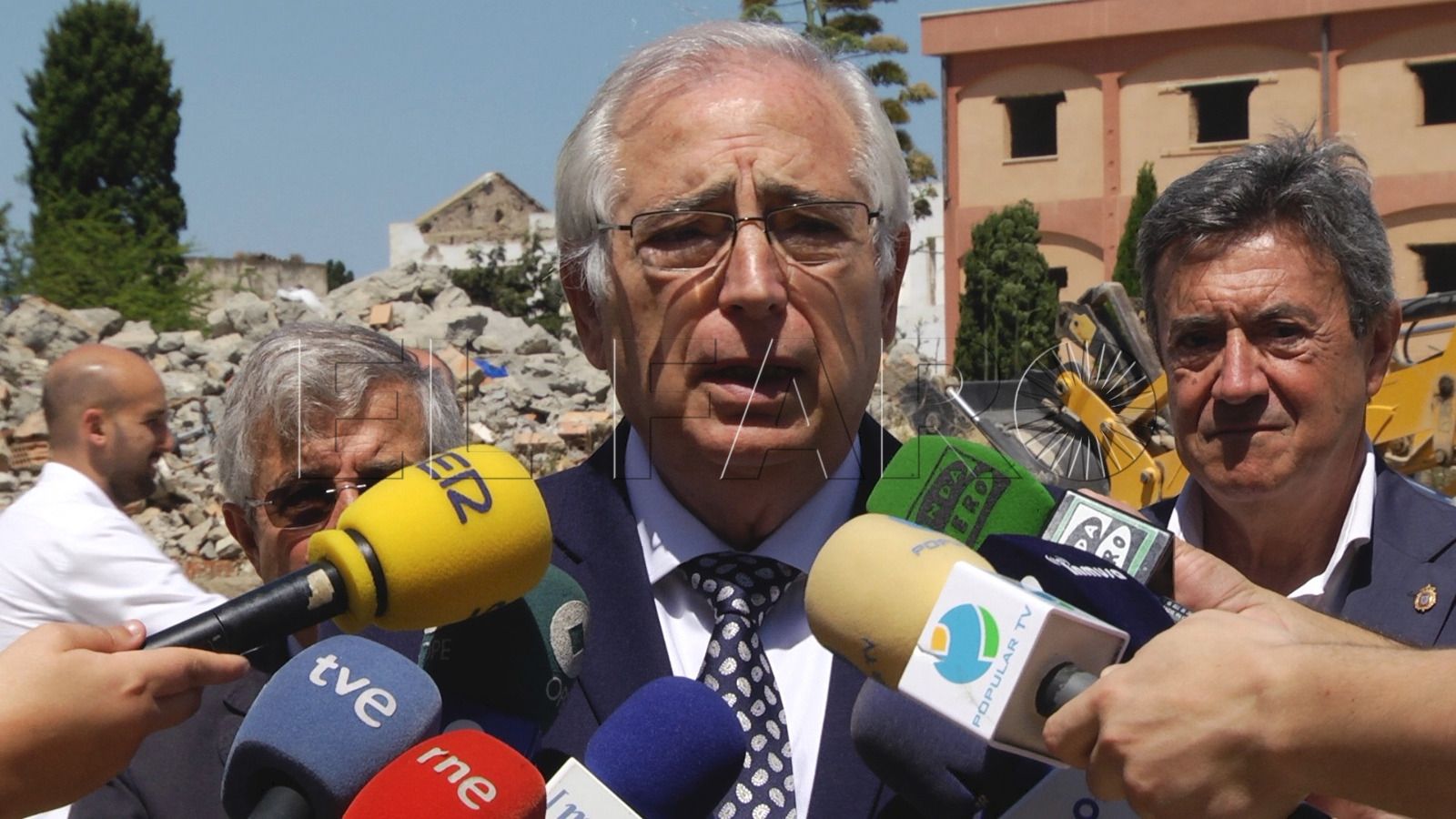 Imbroda dice que “el PSOE va detrás del discurso de Aberchán como un cordero”
