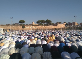 WhatsApp Image 2018 06 15 at 09.18.58 1 “Crear comunidad”, principal mensaje del imán en el Aid El Fitr