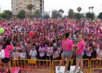 16 La fiesta del color de Melilla, todo un éxito