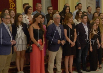 17 01 1 Compartir experiencias económicas