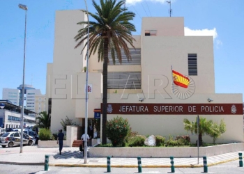 17 1 Dos detenidos por estafar 10.400 euros y gastarlos en salones de juegos de Melilla