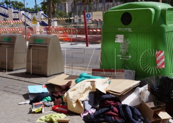 2 3 Comerciantes del Industrial: “La basura pone en riesgo los negocios”