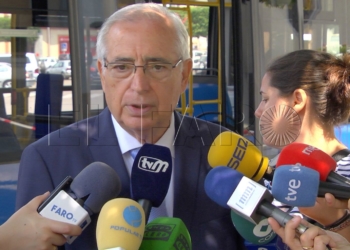 7 01 3 Imbroda califica de “infamia” las críticas a la labor “colosal” con menores tutelados