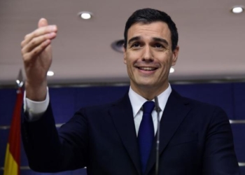Pedro Sanchez PSOE Imbroda exige a Sánchez que “se ponga serio” con las autonomías para que acojan a menas de Melilla