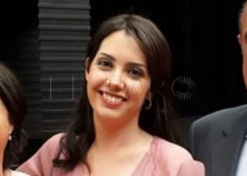 voluntaria recortada María Carmona, voluntaria con las monjas de María Inmaculada: “Me llama mucho la atención el contraste que hay en Melilla”