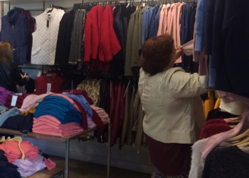 2 01 1 Acome: “Si el centro comercial abre por las tardes en Feria, nosotros también”