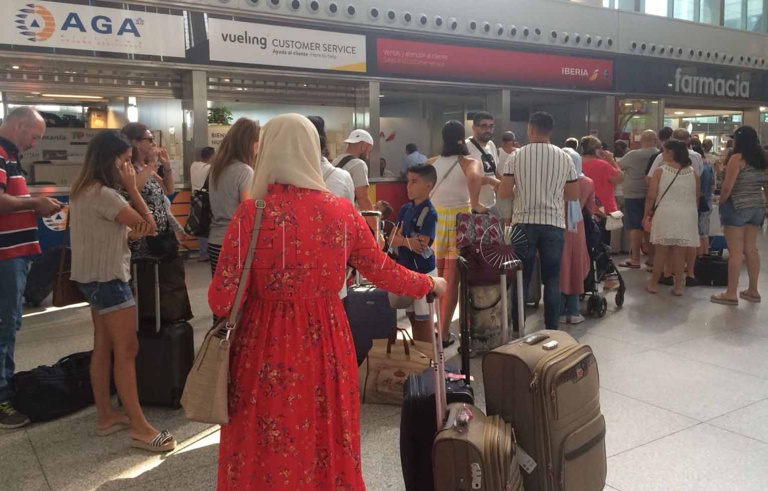 Sábado, segundo día de cancelaciones de vuelos en el aeropuerto de Melilla: 6 rutas y más de 280 pasajeros afectados