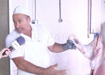 5 1 Joaquín, 26 años de matarife: “Soy de Melilla, de toda la vida, y la fiesta de mi vecino también es mi fiesta”