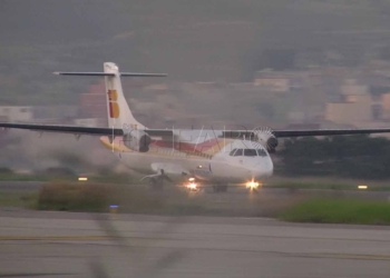 7 1 5 No hay billetes de barco ni de avión durante diez días para salir de Melilla