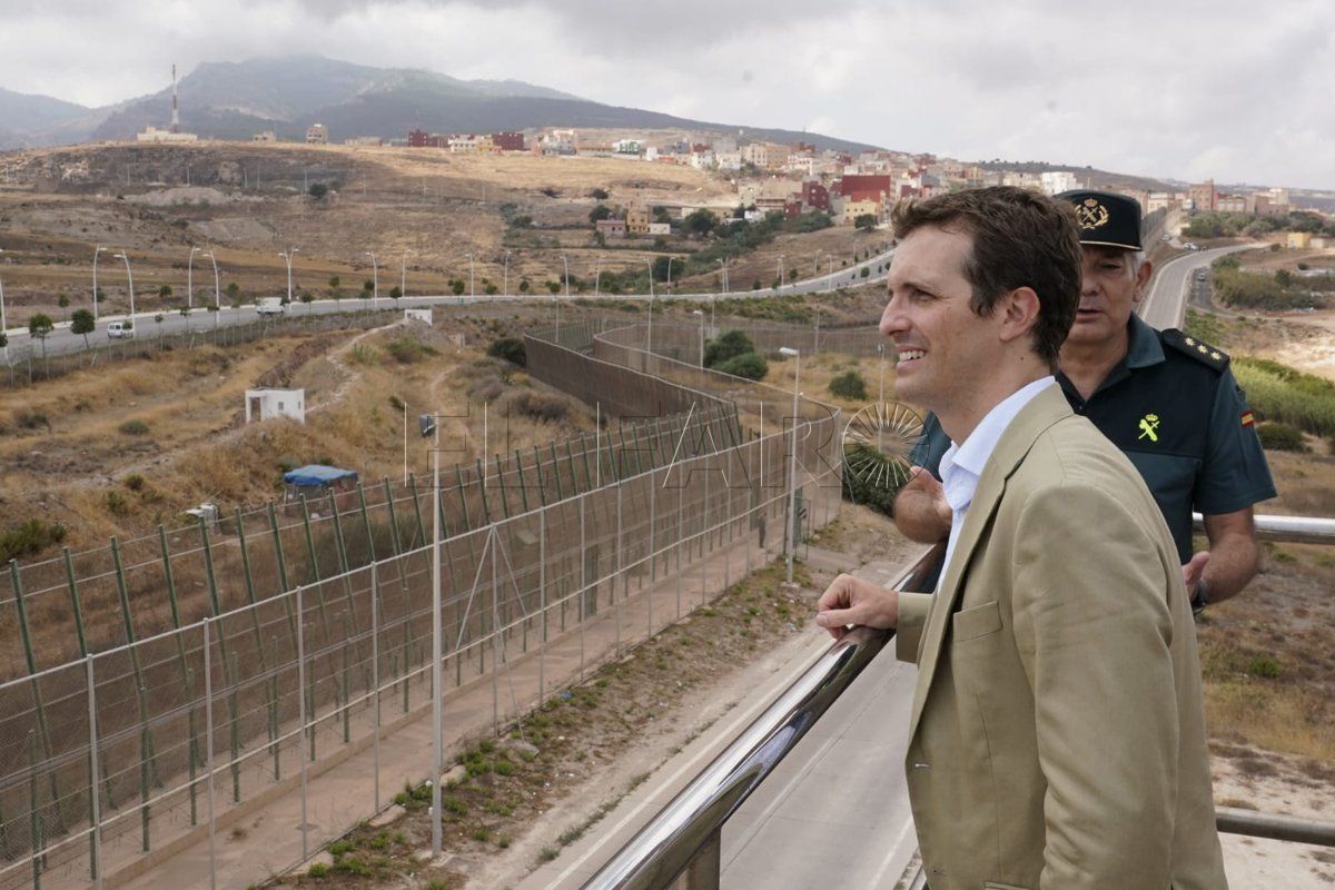 Casado resalta que “el buenismo” en inmigración sólo beneficia a mafias