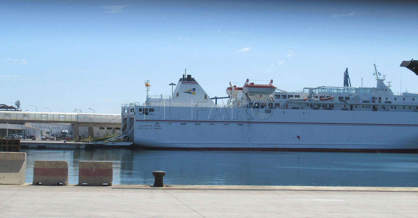 El Puerto de Motril afirma que FRS cambiará el barco en cinco meses