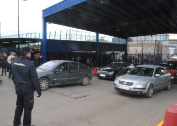 15 1jpg Pega un tortazo a un agente en la frontera Melilla y huye a Marruecos