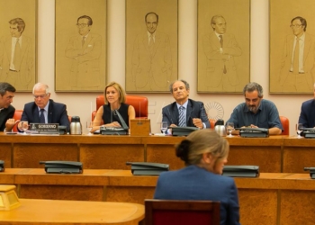 2 1 2 España creará un grupo de trabajo con Marruecos para tratar el cierre de la aduana de Melilla