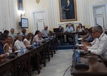 6 Aprobados en pleno casi 13 millones para obras, pero con la abstención de la oposición