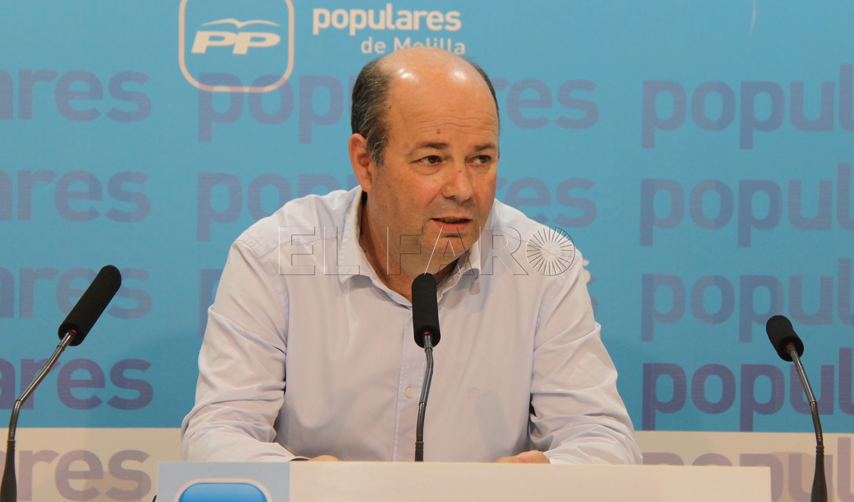 Conesa, a C’s: “Confunden institución con edificio; no damos medallas a inmuebles”
