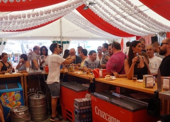 DSC08284 Lunes de Feria de Melilla: frenesí en las cocinas por el Día de la Tapa