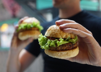 Foto comida para gordos “Mucha gente cree que estar a dieta es comer ensalada y pechuga de pollo”