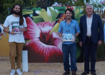 1 22 2 Premio a los grafitis más creativos