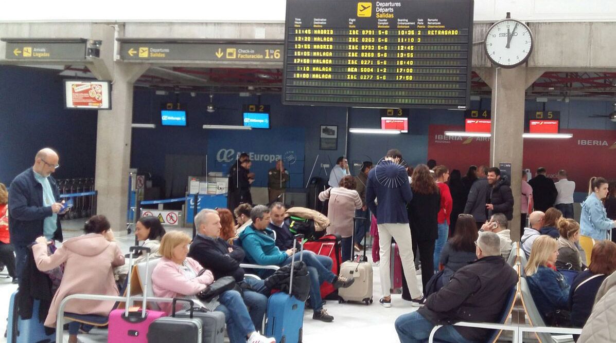 El Gobierno aprobará la Obligación de Servicio Público para vuelos de Granada, Almería y Sevilla el viernes, según Conesa