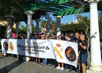 14 2 1 Jusapol protesta en Melilla por que el Ejecutivo no condena las agresiones en Barcelona