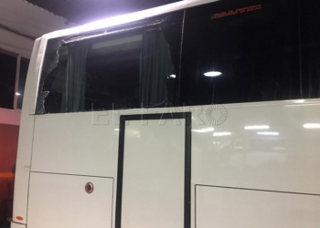 16 3 1 Apedrean un autobús de transporte escolar con alumnos de Melilla