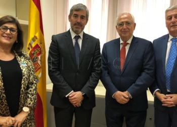 2 2 5 Canarias estudiará la propuesta de Melilla sobre menas