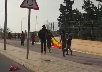 4 1 3 El día después del salto a la valla de Melilla: “Estaban exhaustos y ensangrentados, pero no dejaban de gritar bossa”
