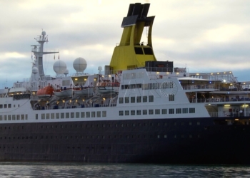 12 1 8 Mateo destaca que cruceros como el Saga Pearl tienen impacto en “varios sectores”