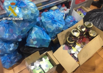 15 141118 La Guardia Civil de Melilla localiza 26.900 cajas de tabaco de pipa en locales de alimentación