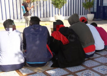 3 1 3 Un joven maliense: “He intentado saltar la valla 18 o 20 veces. Es muy duro”