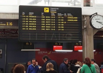 Dos nuevas cancelaciones de vuelos de Air Nostrum en las rutas con Madrid y Málaga