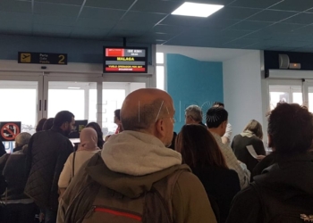 9 1 9 Un rayo deja fuera de servicio un avión de Air Nostrum en la ruta Melilla-Málaga