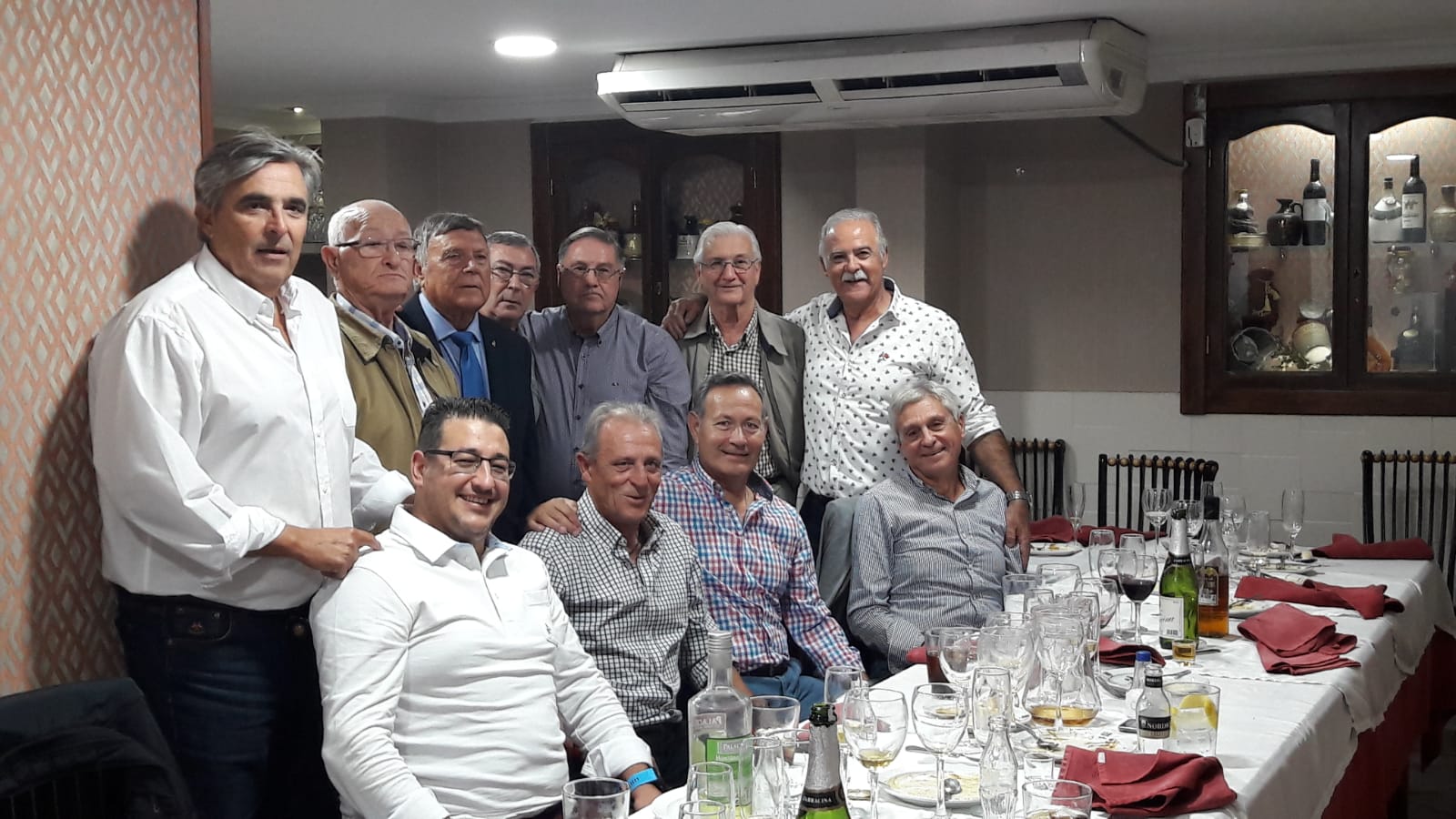 Los ‘futboleros de Melilla’ rinden un homenaje a Juan Tornell, Juanirri