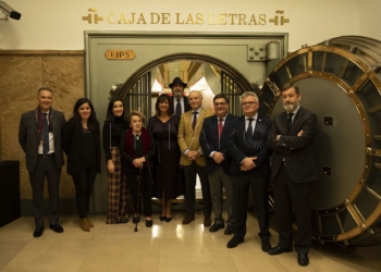 POESIA RETOCADO Karmelo C. Iribarren gana el XL Premio Internacional de Poesía de Melilla